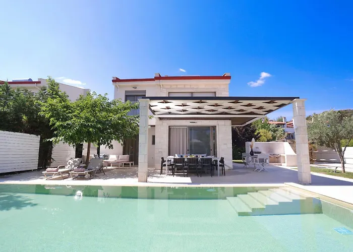 W Villas Halkidiki